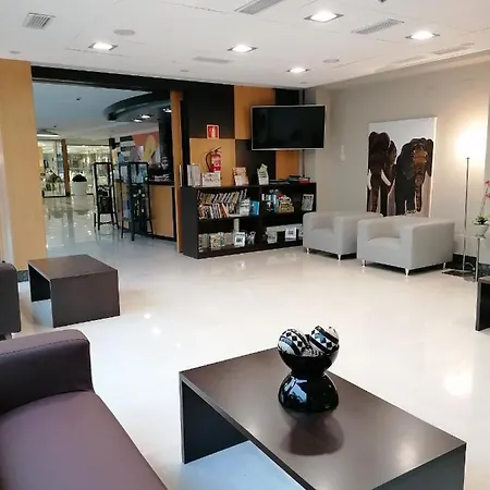 Maritimo Ris Con Garaje 아파트 노하