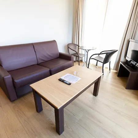 Apartment Maritimo Ris *